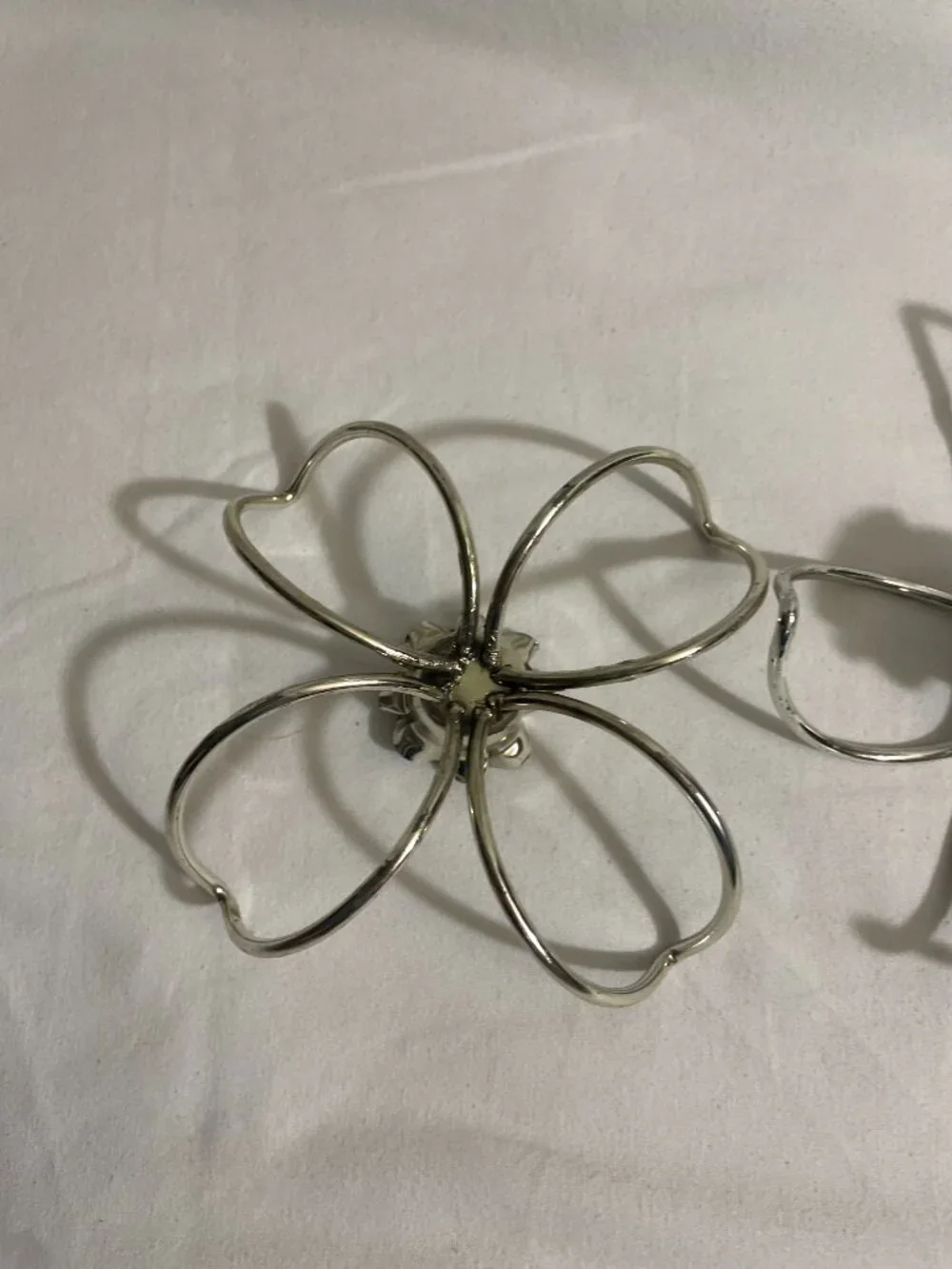 Set of 2 Modern Silver Tone Flower Metal Tealight Candle Holders Floral Decor